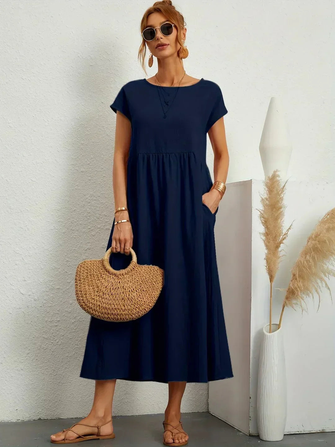 Gabriela - Vestido Elegante Midi Fluído Intemporal