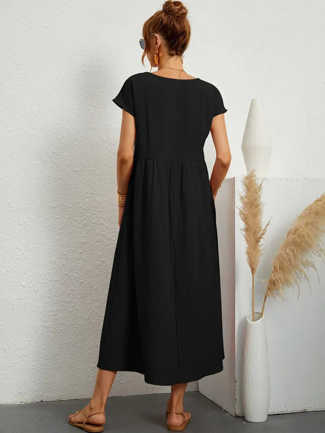 Gabriela - Vestido Elegante Midi Fluído Intemporal