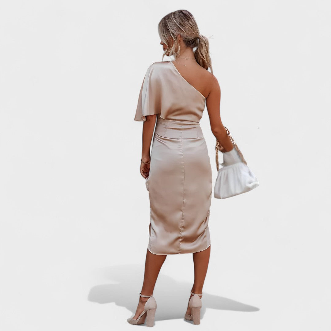 Cátia - Vestido com Brilho em Cetim
